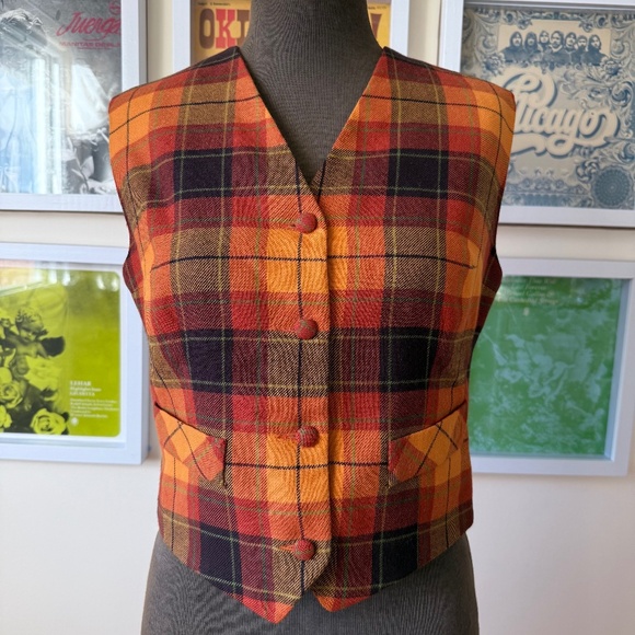Vintage 70s Tartan Plaid wool vest in autumn tones (orange, rust, burgundy, blac - Picture 1 of 8